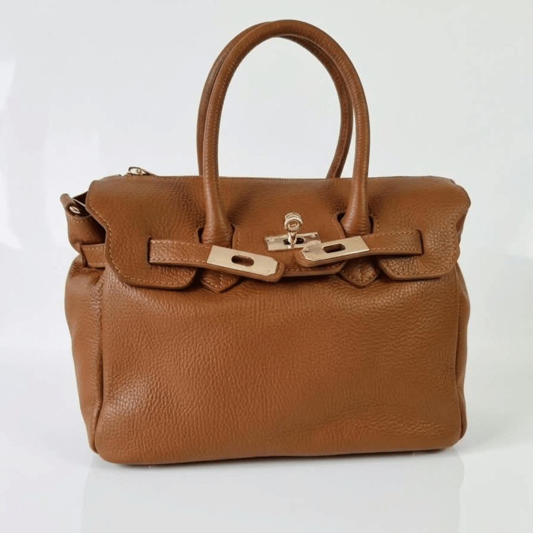 Borsa PARIS Cuoio - dettaglio hardware oro e chiusura a lucchetto
Borsa PARIS Cuoio - interno in vera pelle e microfibra